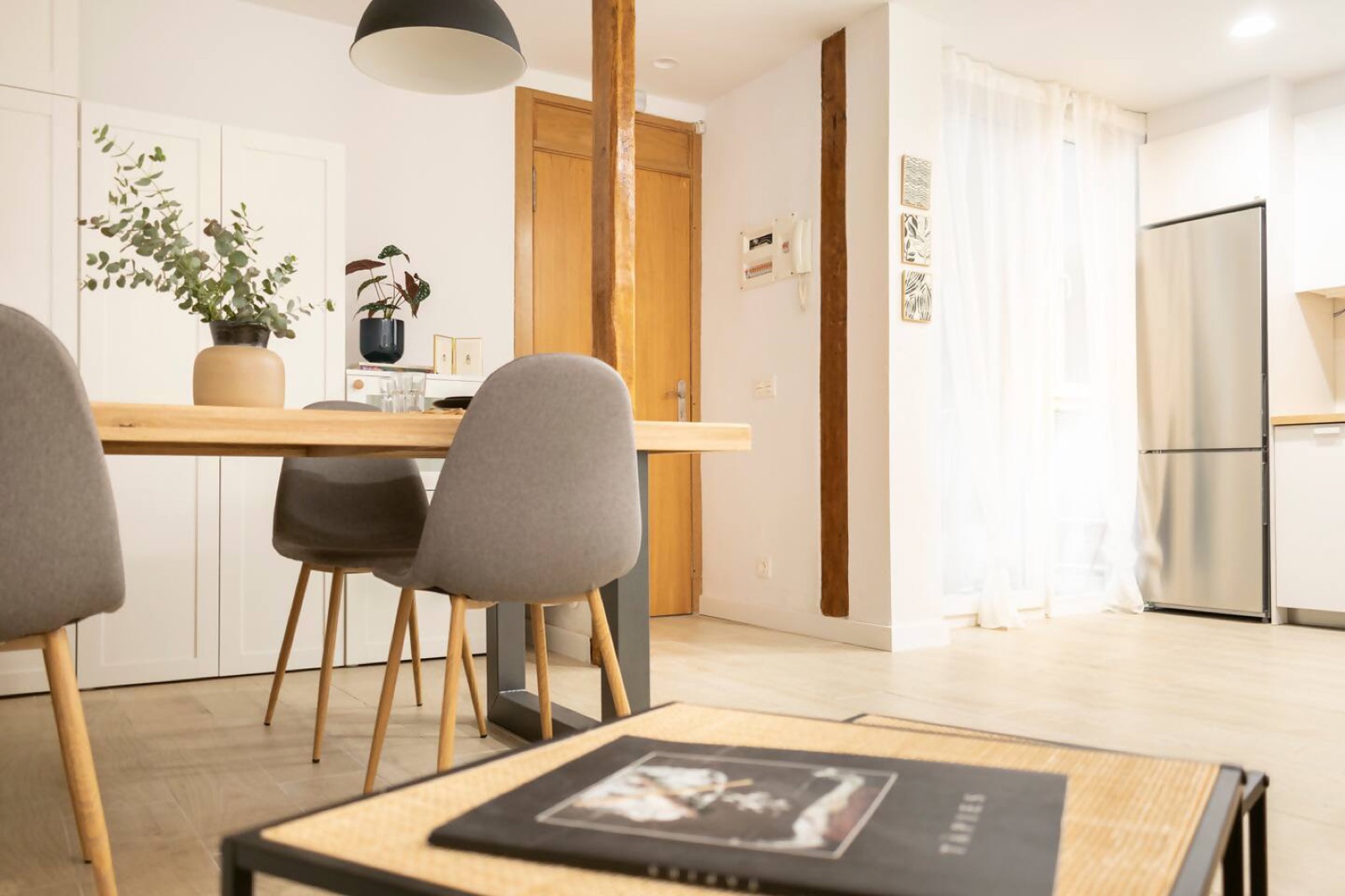 Precioso apartamento recién reformado pleno centro - Photo 2